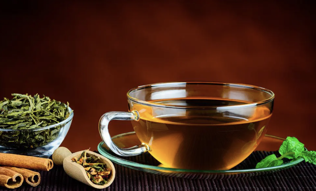 10 ceaiuri care ajută digestia